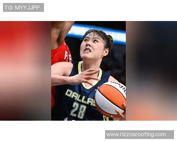 佩奇豪取37分助球队获胜李月汝短暂出场未能得分 佩奇豪取37分助球队获胜李月汝短暂出场未能得分